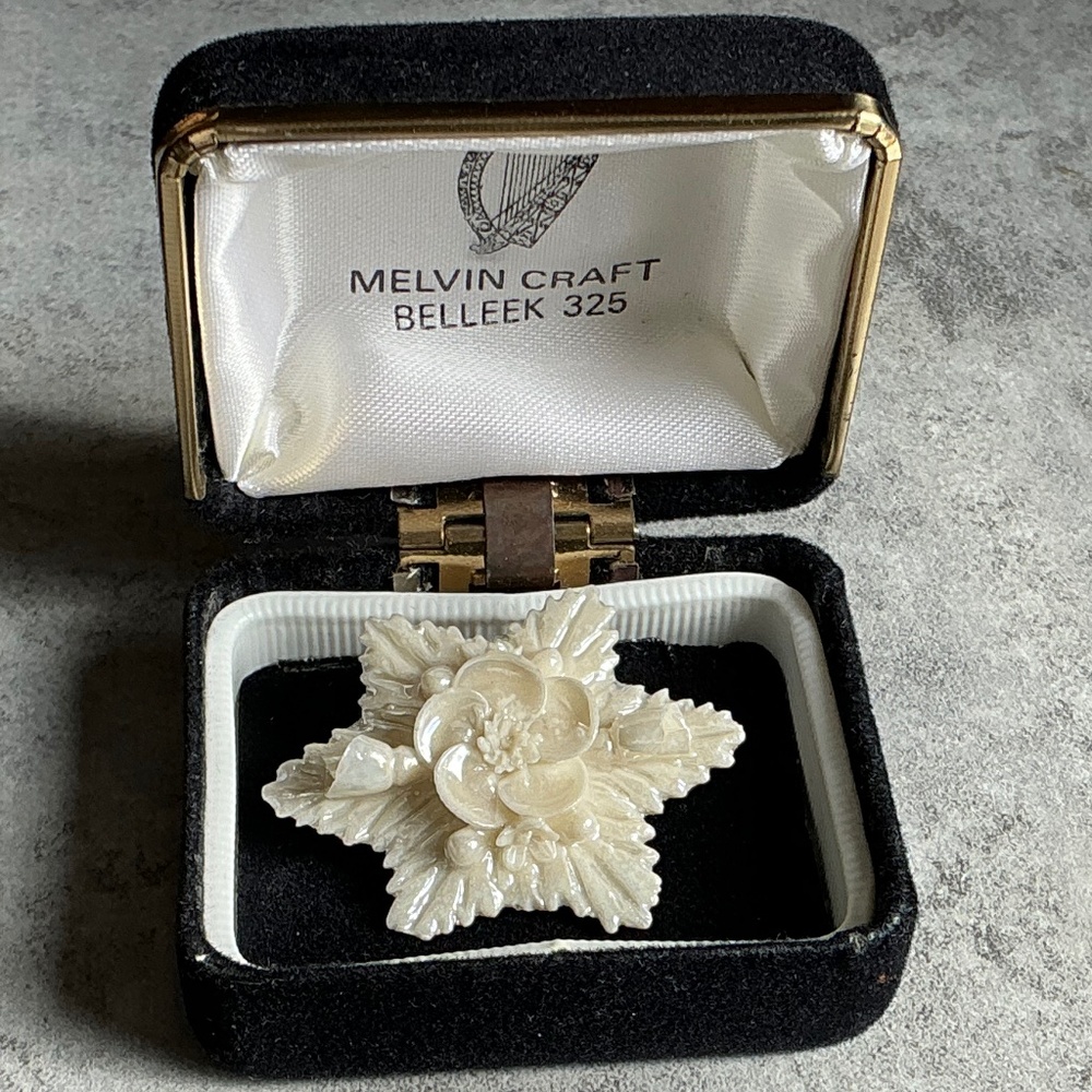 Belleek Bone China Ivory Toned Floral Star/Snowflake Pin